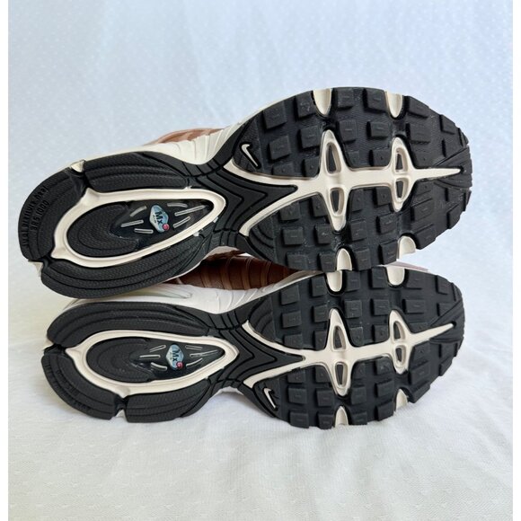 6 Women’s Nike Air Max Tailwind 4 CT1184 900 Metallic Red Bronze - Picture 5 of 6